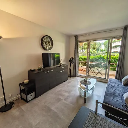 Appartement Le Petit Mimosa, Rdc, 3 Piscines, Proche Plages, 15mn Cannes *