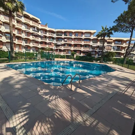 Le Petit Mimosa, Rdc, 3 Piscines, Proche Plages, 15mn Cannes Lägenhet